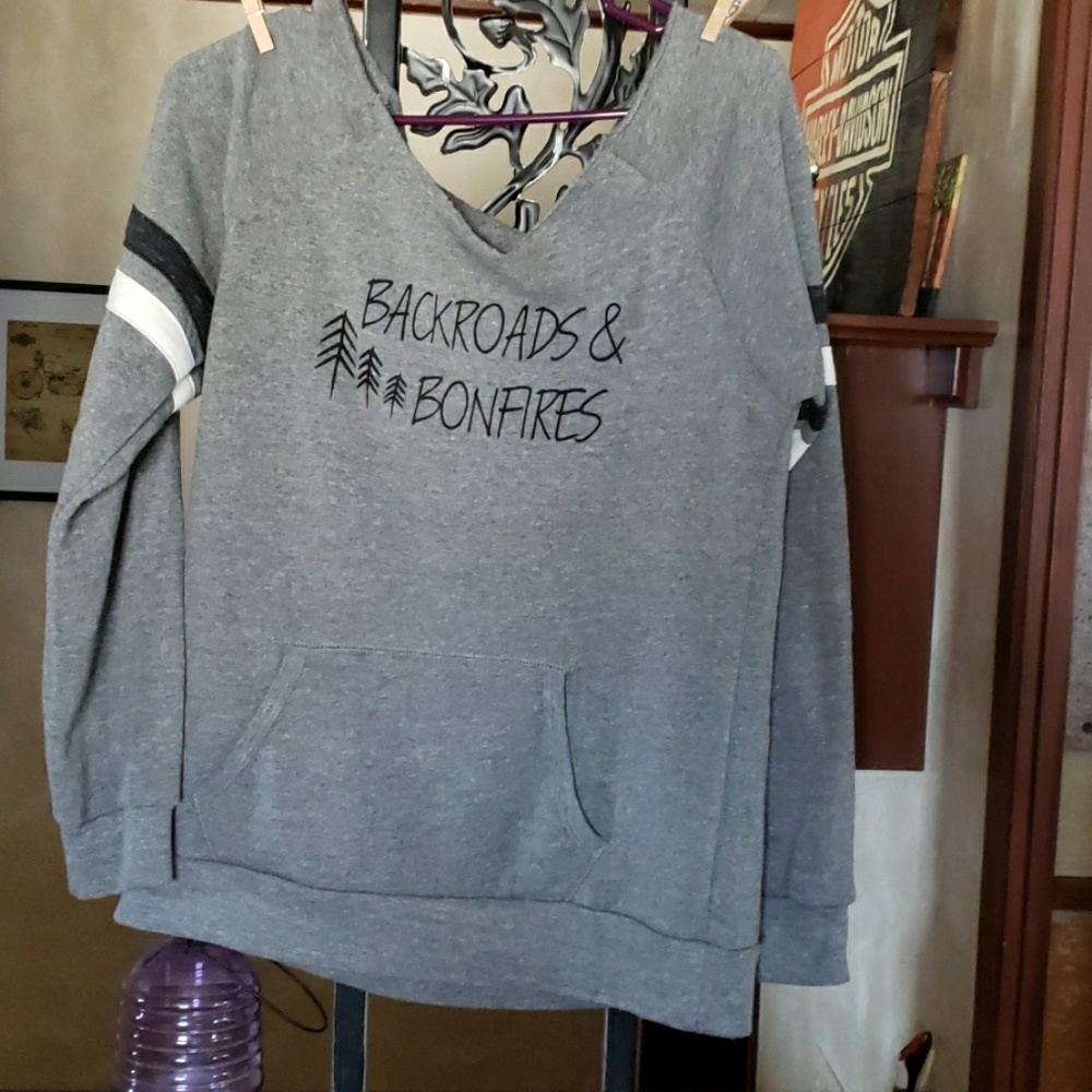 COMFY sweatshirt